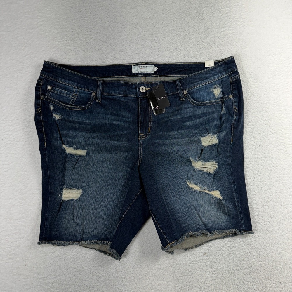 Torrid Womens Plus Distressed BF Bermuda Denim Cut-Off Shorts Blue 20 (W46) NWT